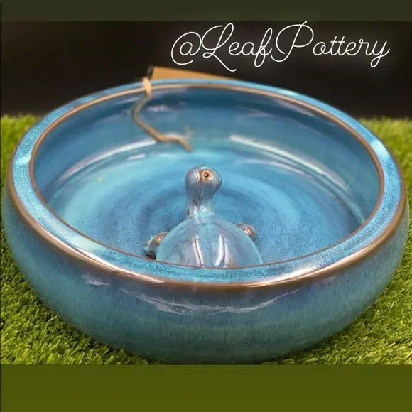 Bird Feeder Ceramic Bowl - Picture 4 of 6